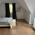 Hébergement de vacances With 5 Bedrooms *